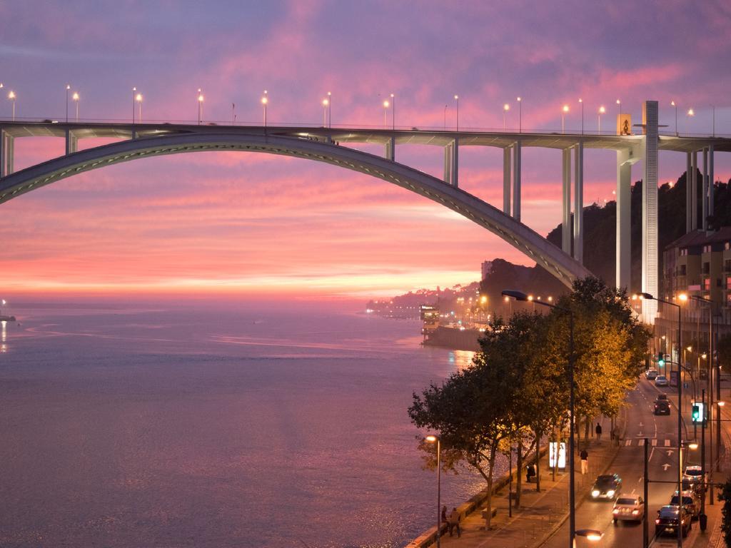 Merc Porto Central Place Eksteriør bilde